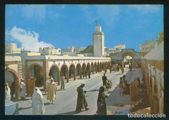 Cartoline: Marruecos. Essaouira. *M&eacute;dina Rue Principale* Ed. Ittah n&ordm; 1533. Circulada 1971.