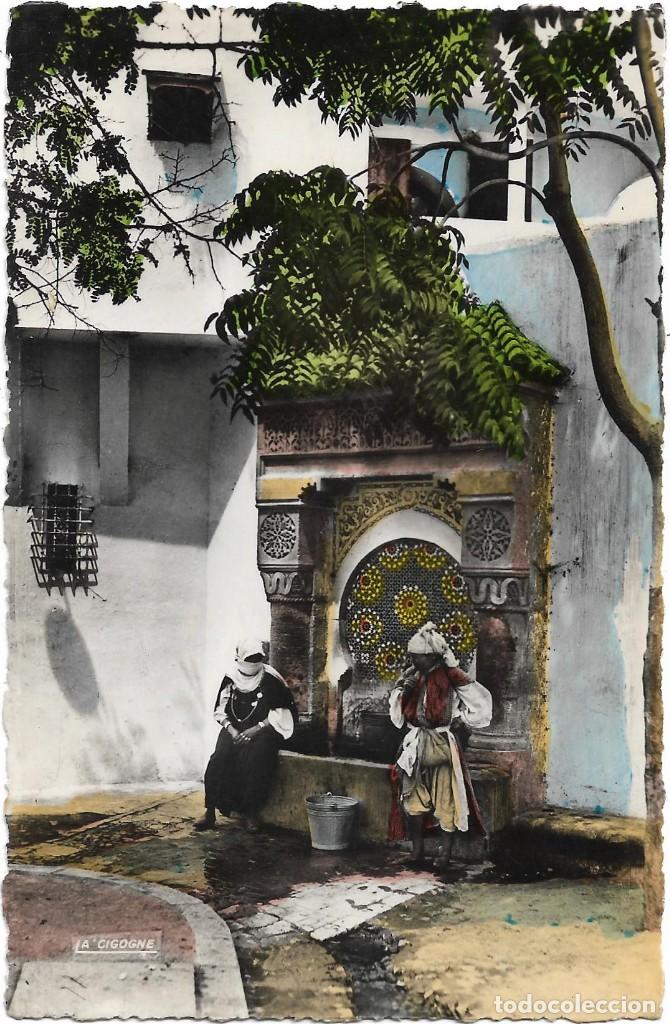 Cartoline: MARRUECOS .- SCENES ET TYPES .- UNE JOLIE FONTAINE  .- EDITION LA CIGOGNE N&ordm; 95.000.01