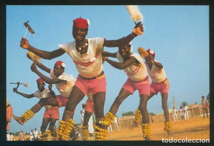 Postais: Nigeria. *The Happy Dancers of Chawai* Ed. Ministery of Information. Nueva.