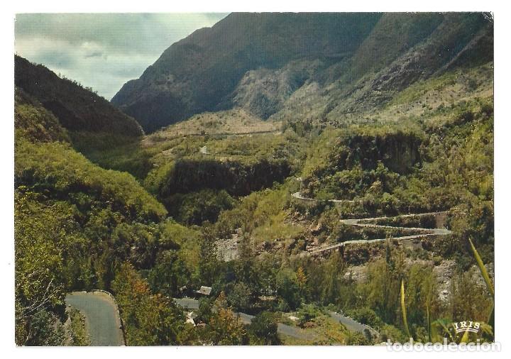 Cartes Postales: ISLAS LA REUNION.- N&ordm; 6003, ROUTE EN LACET DE CILAOS- SIN CIRCULAR. A&Ntilde;OS 70