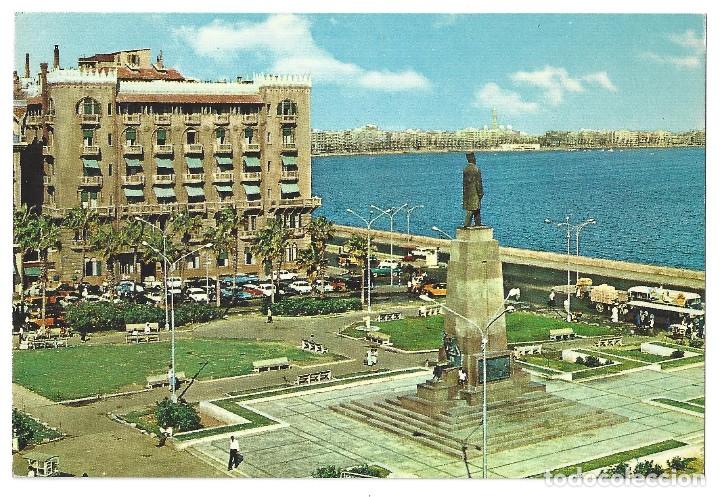 Cartes Postales: ALEXANDRIA.- N&ordm; 203, PLACE SAAD ZAGHLOUL ET H&Ocirc;TEL C&Eacute;CILE. EGIPTO- SIN CIRCULAR. A&Ntilde;OS 70