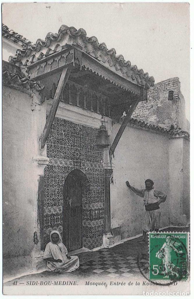 Cartoline: Postal Tunez. Sidi-Bou-Medine. Mosqu&eacute;e, entr&eacute;e de la Koubba. N&ordm; 41. Circulada