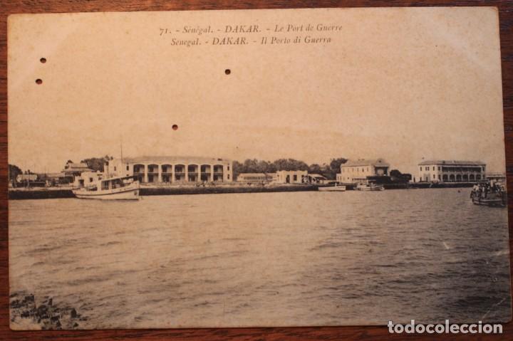 Postais: POSTAL DE SENEGAL-DAKAR- LE PORT DE GUERRE - A&Ntilde;OS 20