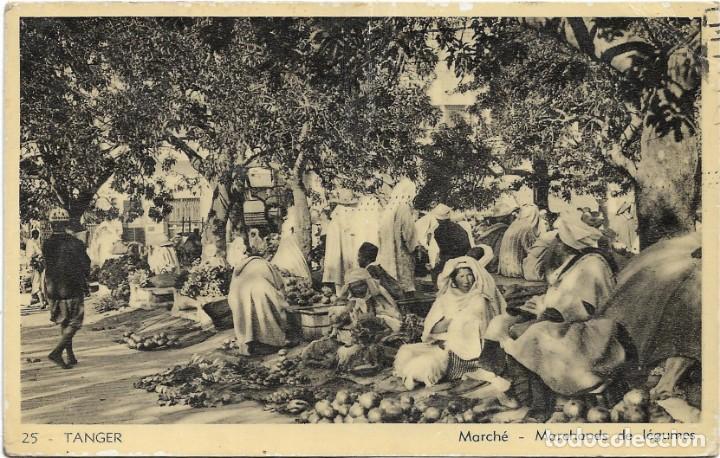 Postcards: TANGER N&ordm; 25 MARCH&Eacute; .- MARCHANDS DE LEGUMES .- EDITION LEBRUN FR&Egrave;RES