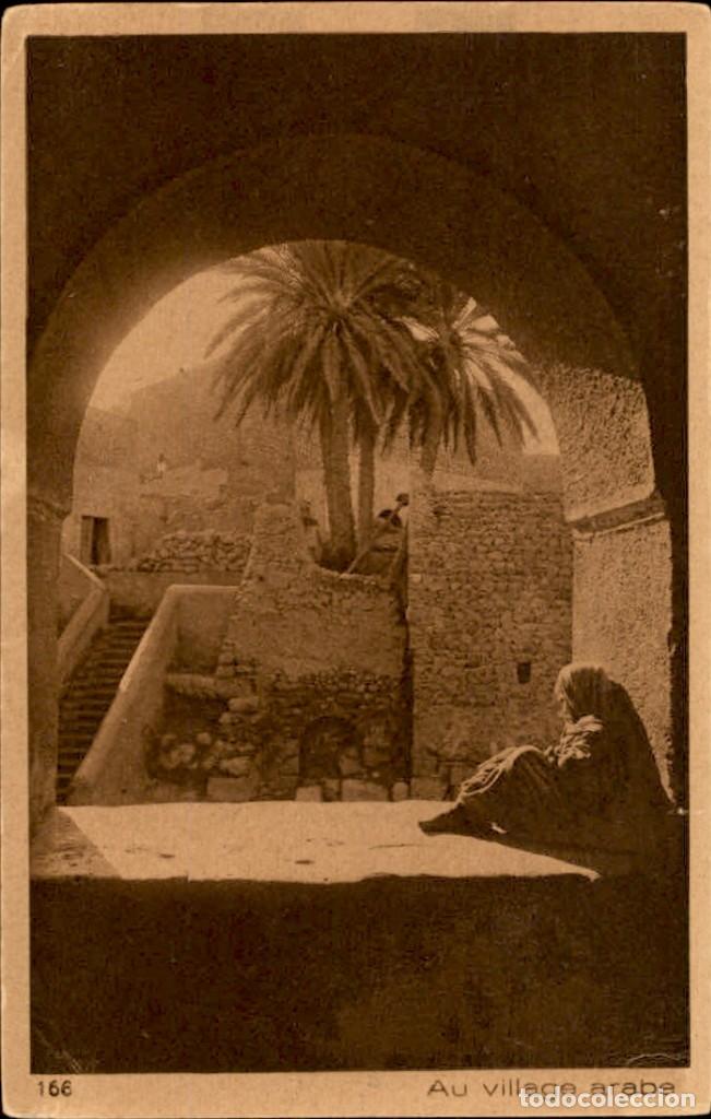 Postales: Original - Scenes et types 166 Au Village Arabe &ndash; Magred &ndash; 14 x 9 cms &ndash; CPA
