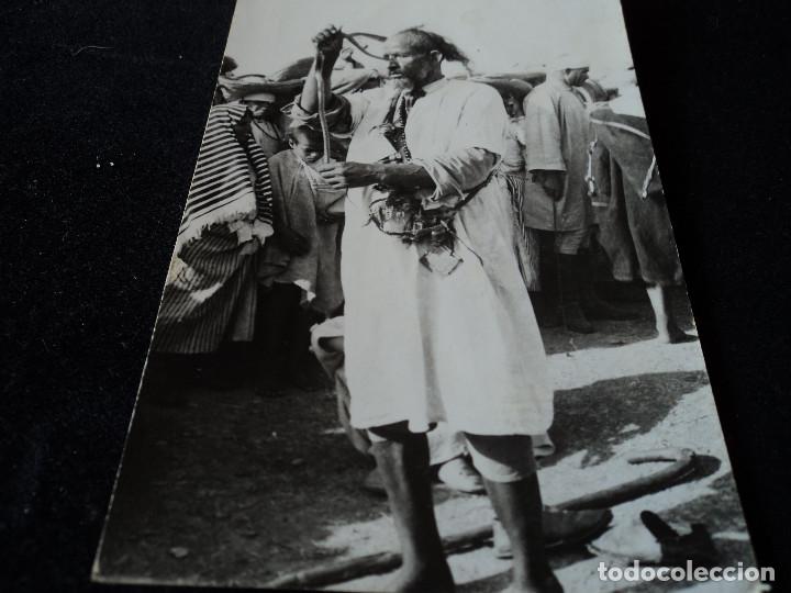 Postais: ENCANTADOR DE SERPIENTES .- FOTO GARCIA - CORTES circulada