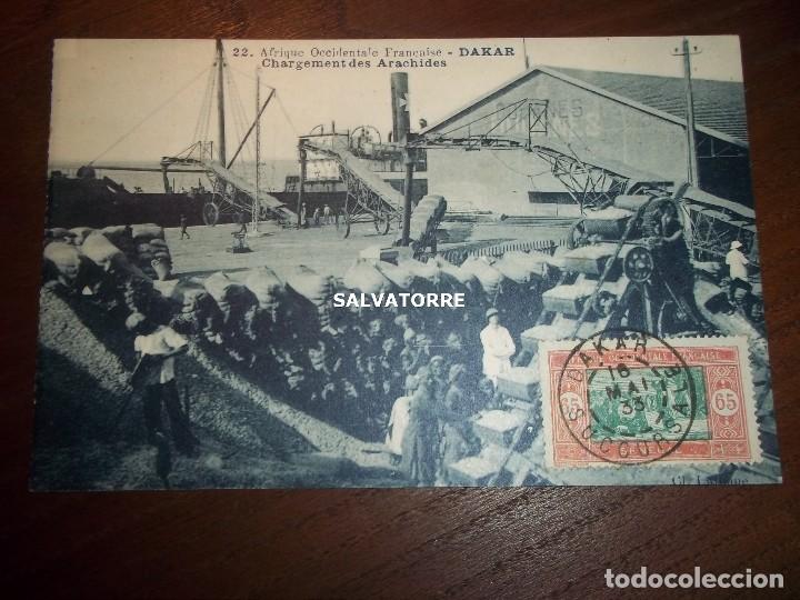 Cartes Postales: AFRICA OCCIDENTAL FRANCESA.DAKAR.CHARGEMENT DES ARACHIDES.1933