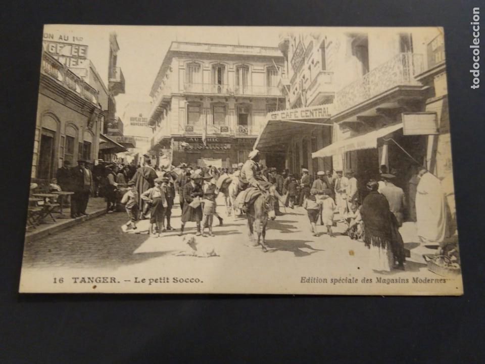 Postcards: 16 Le petit Socco. Magasins modernes. Sin circular