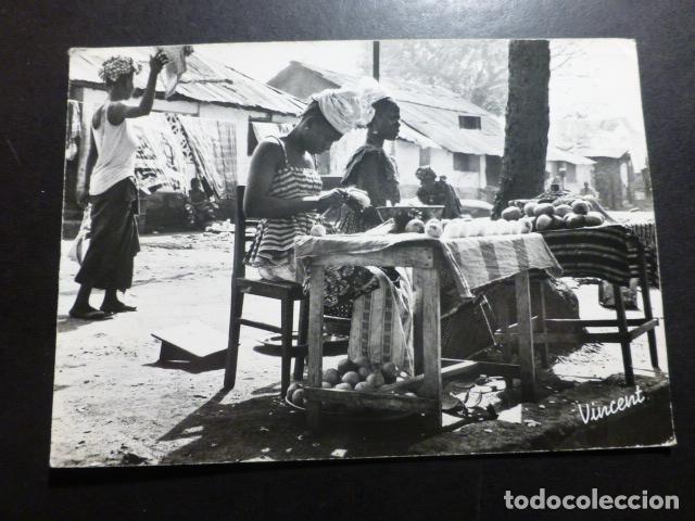 Postales: GUINEA VENDEDORAS DE NARANJAS - Foto 1