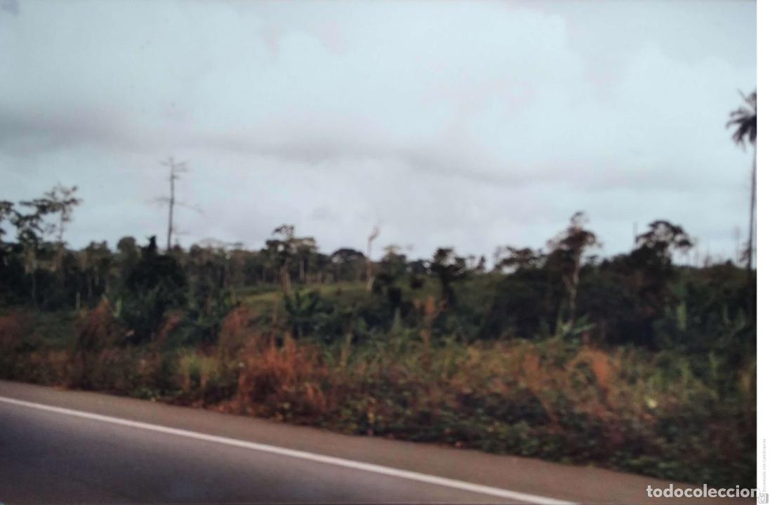 Postais: Foto n&ordm; 16. Ayuda humanitaria a Acra (Ghana). Foto en Color.