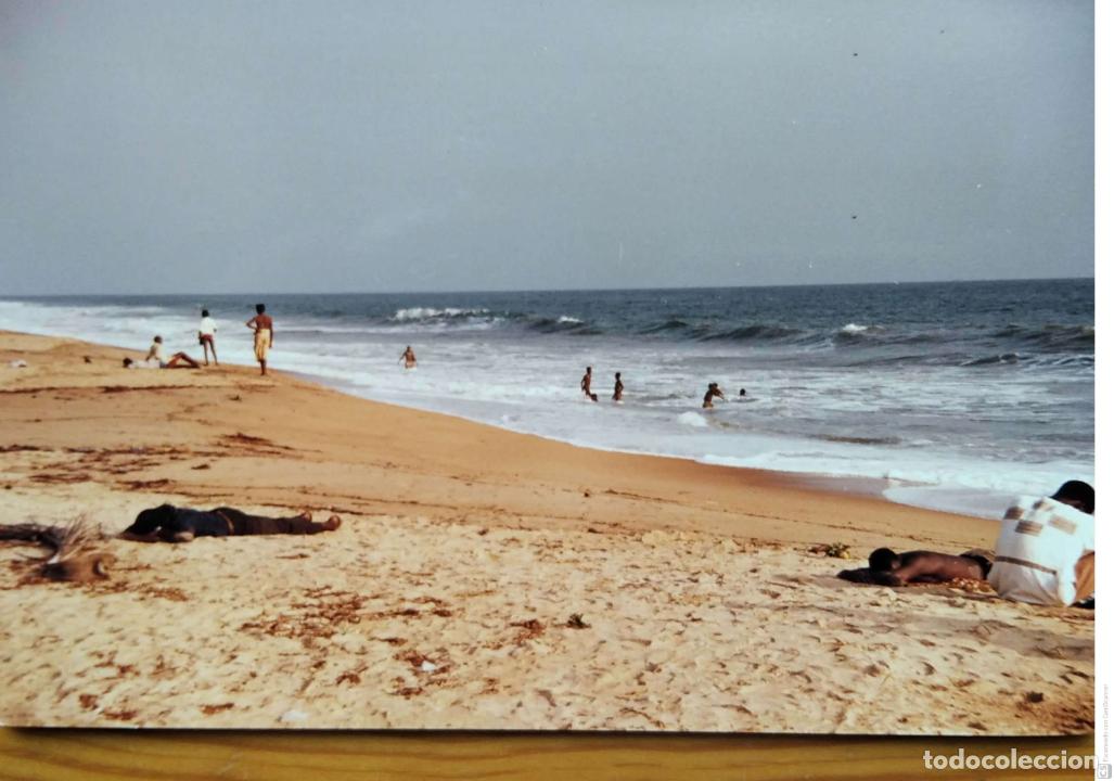 Postais: Foto n&ordm; 145. Ayuda humanitaria a Acra (Ghana). Foto en Color.