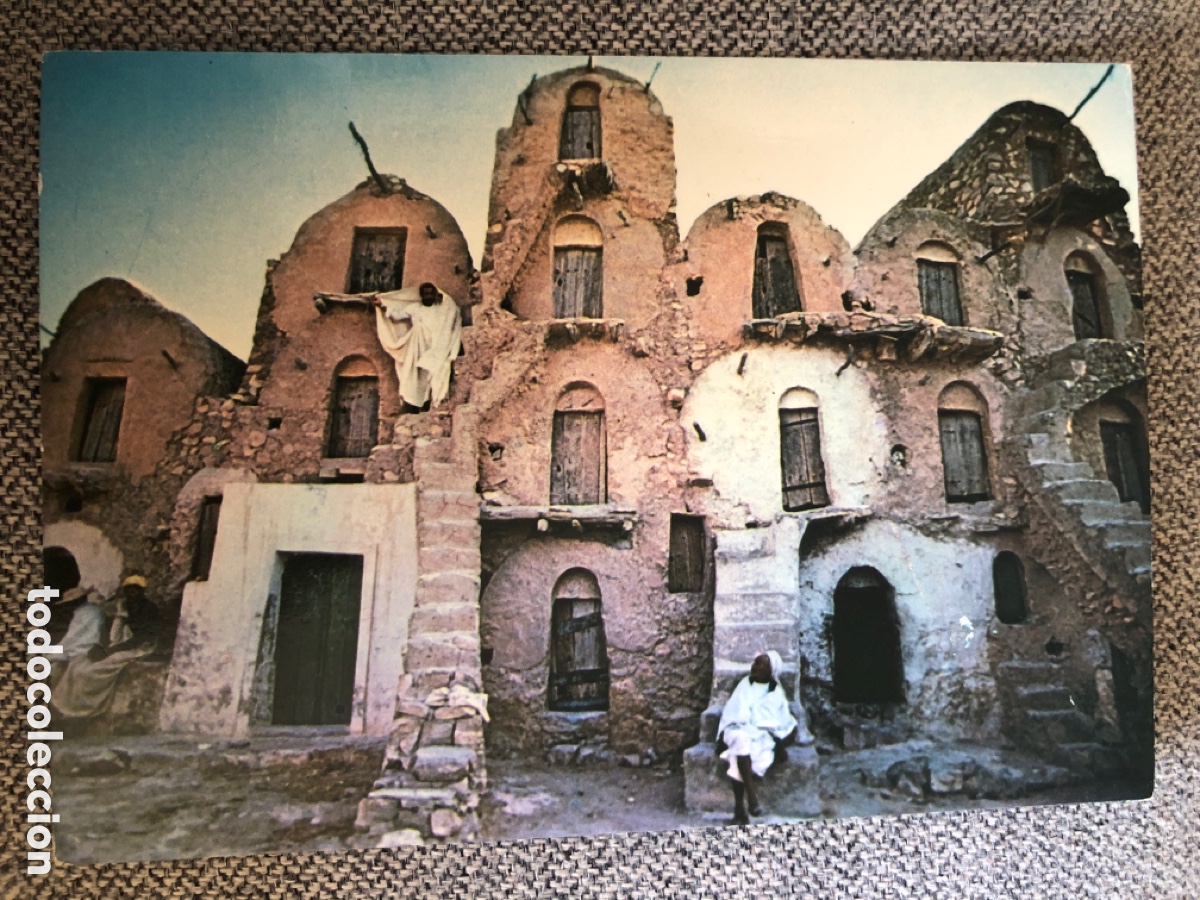 Postkarten: T&uacute;nez. Medenine. Habitaci&oacute;n tradicional. Ed. Carthage n&ordm; Rs 20. Nueva. Sin circular. ASM