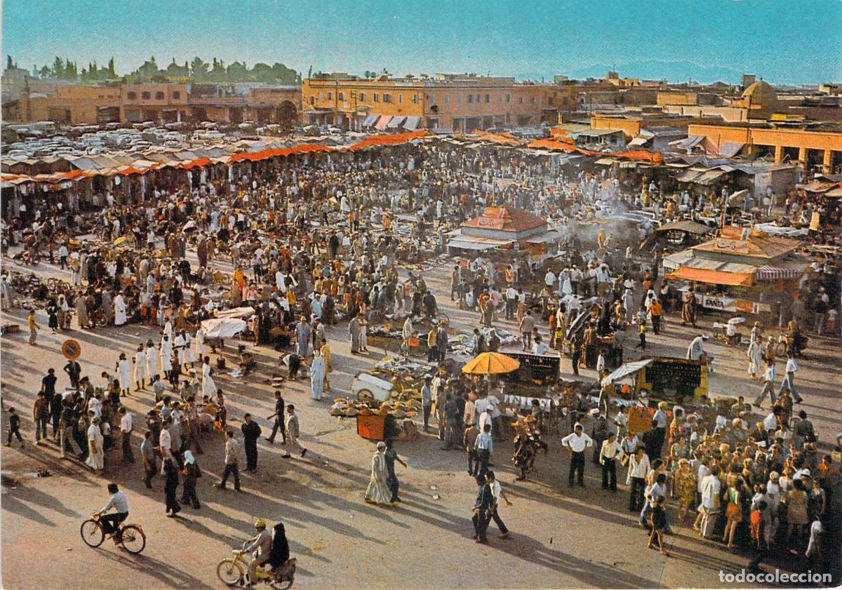 Postales: Postal de la Plaza Djemaa El Fna en Marrakech, Marruecos