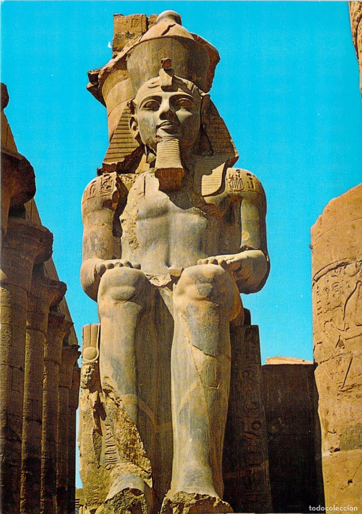 Postales: Tarjeta Postal Estatua de Rams&eacute;s II en el Templo de Luxor Egipto