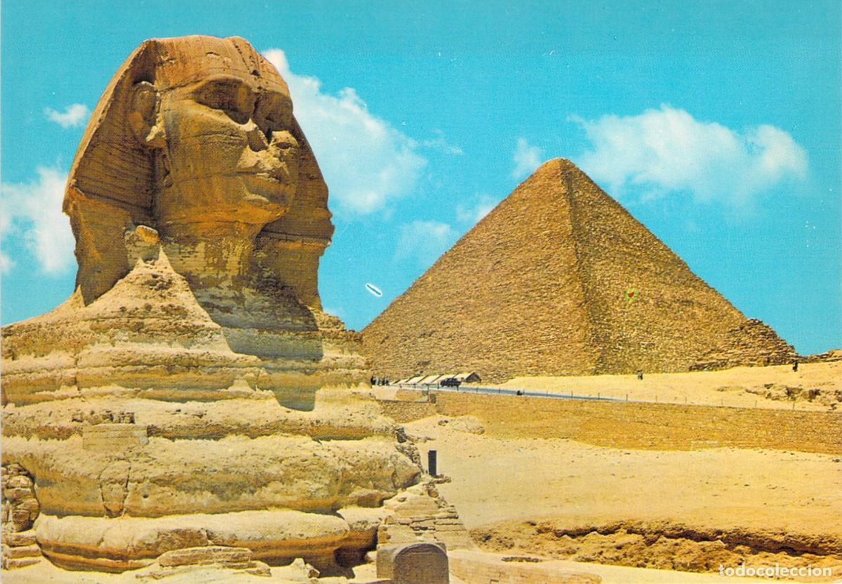 Postales: Postal de la Gran Esfinge y Pir&aacute;mide de Keops en Giza
