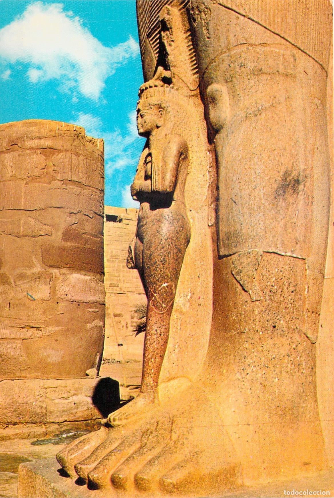 Postales: Postal de Karnak, Egipto - Estatua de la Esposa del Fara&oacute;n Panedjem