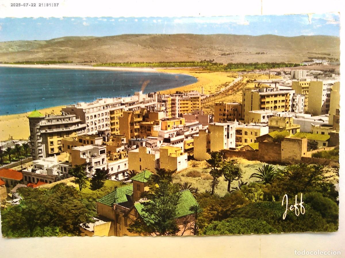 Postales: POSTAL DE TANGER ( MARRUECOS ): PLAYA SOBRE EL MEDITERRANEO . A&Ntilde;OS 50 , COLOREADA