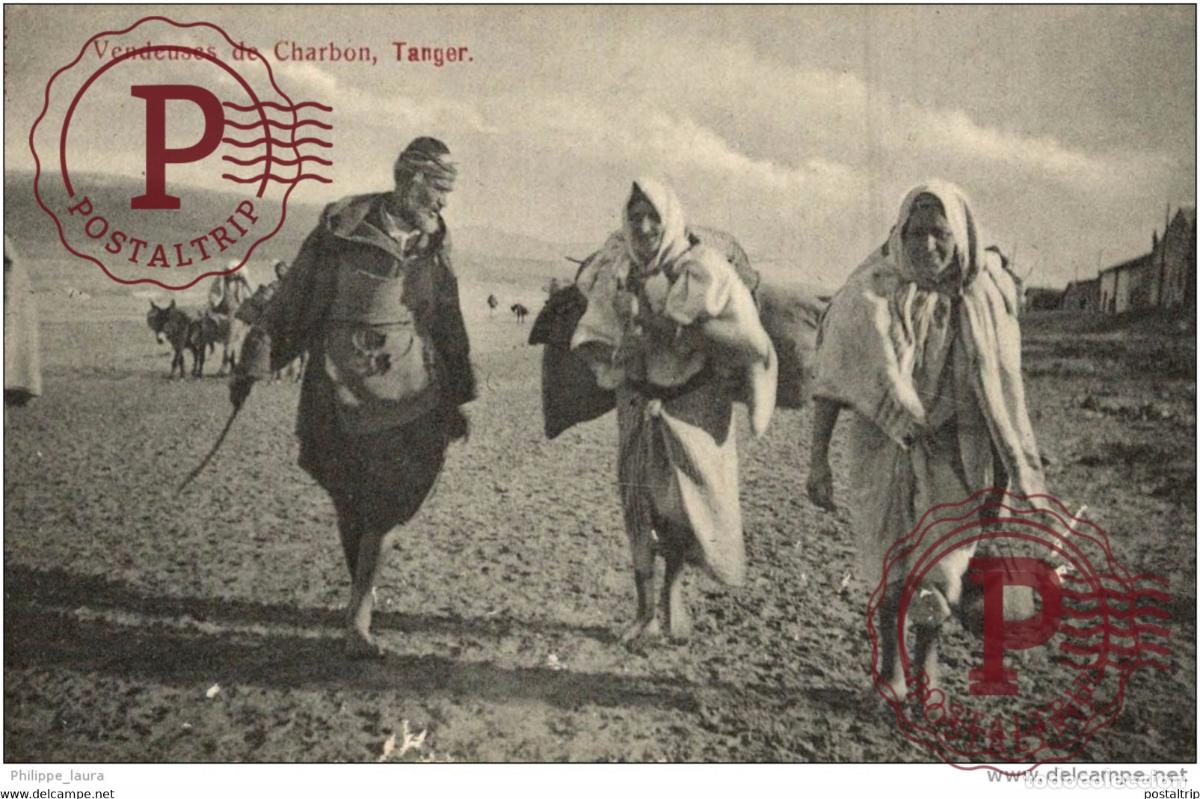 Cartes Postales: TANGER - Vendeuses de Charbon