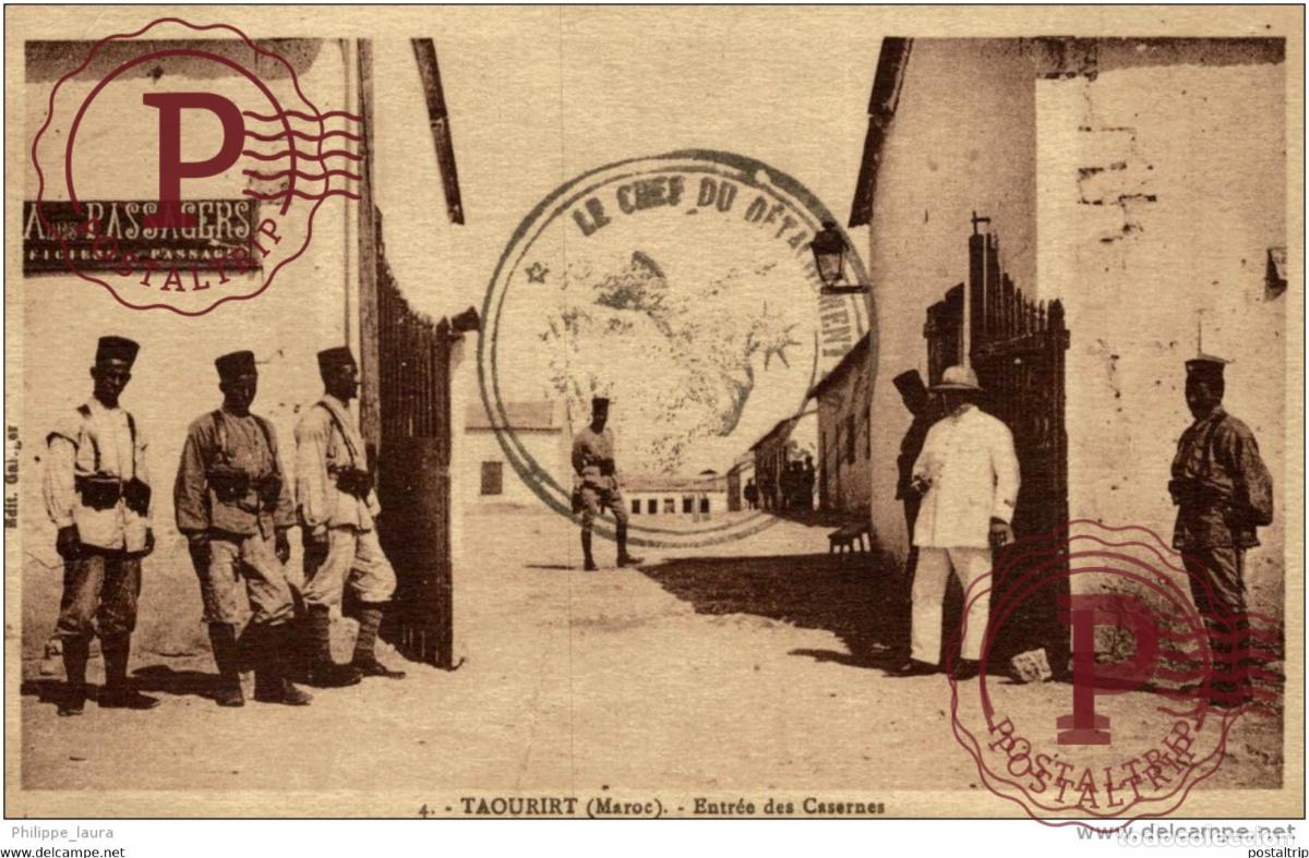 Cartes Postales: CPA UNIQUE MAROC TAOURIRT ENTREE DES CASERNES
