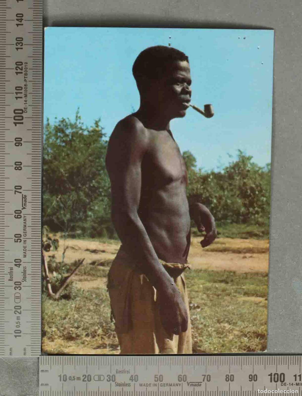 Postales: POSTAL. Hombre de la tribu fumando en pipa EDITORIAL MIES PADRES DEL ESPIRITU SANTO