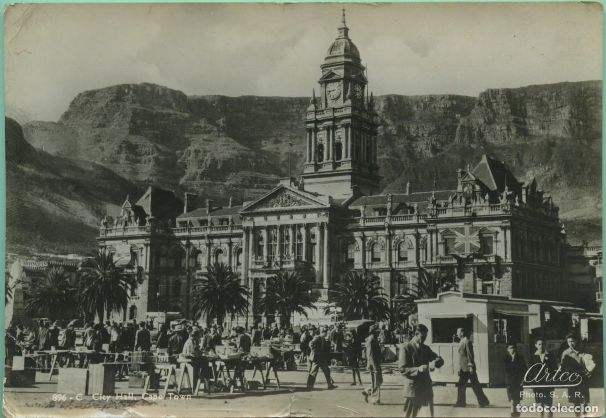 Postales: CIUDAD DE EL CABO. Sud&aacute;frica. Ayuntamiento. Escrita en 1950.