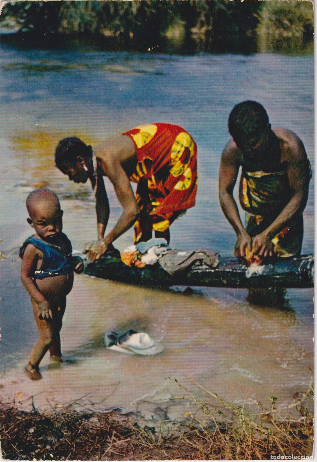Postales: AFRICA EN COLORES &ndash; LAVANDERIA EN EL RIO &ndash; EDITIONS HOA QUI N&ordm;3467 &ndash; S/C