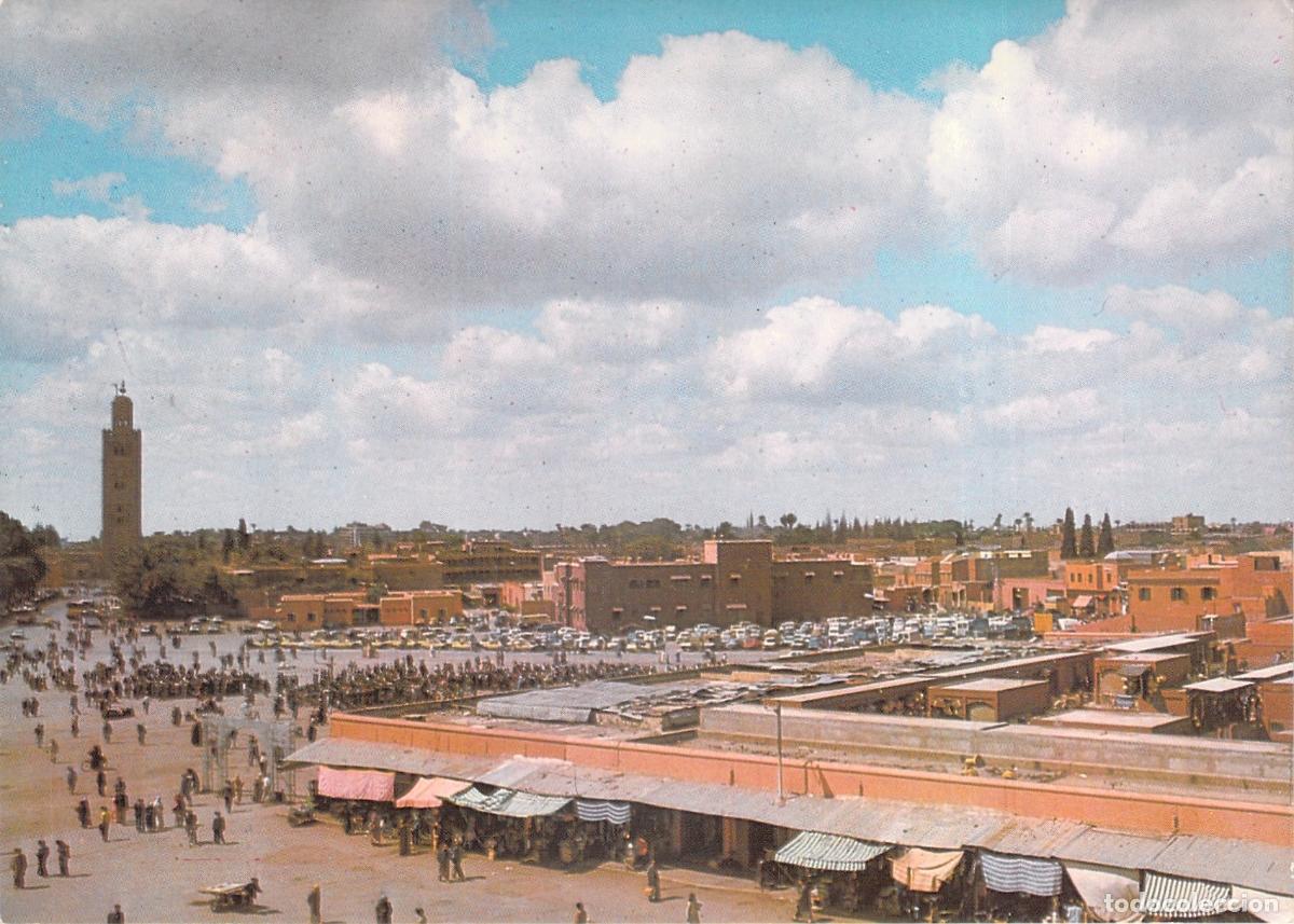 Postales: Postal de Marrakech, Plaza Djema&acirc; F'na y Mezquita Koutoubia
