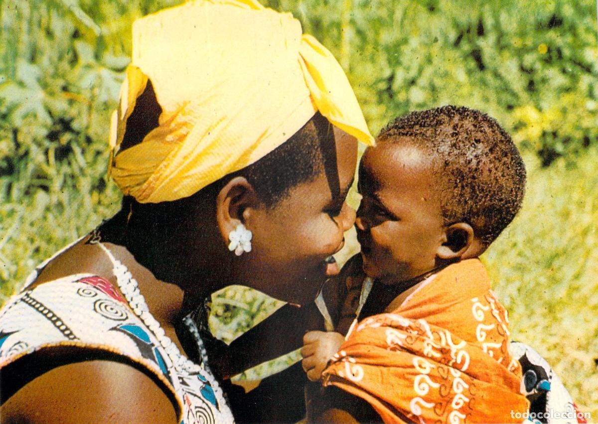 Postales: Postal de madre africana con su hijo