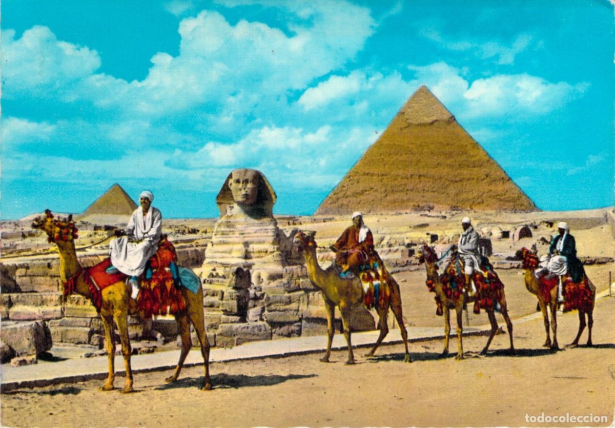 Postales: Postal de la Gran Esfinge y las Pir&aacute;mides de Giza en Egipto