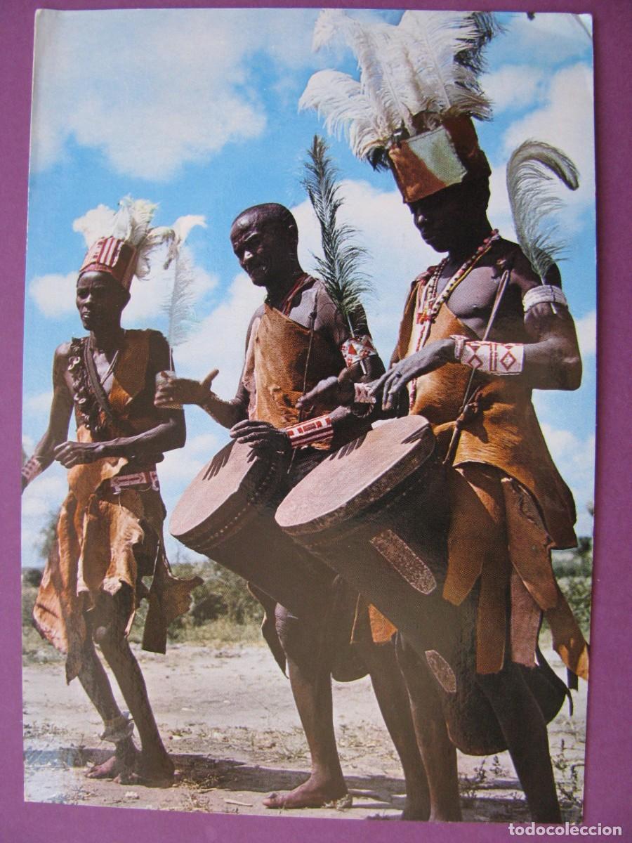 Postales: POSTAL DE KENIA, KENYA. AKAMBA DRUMMERS. CIRCULADA