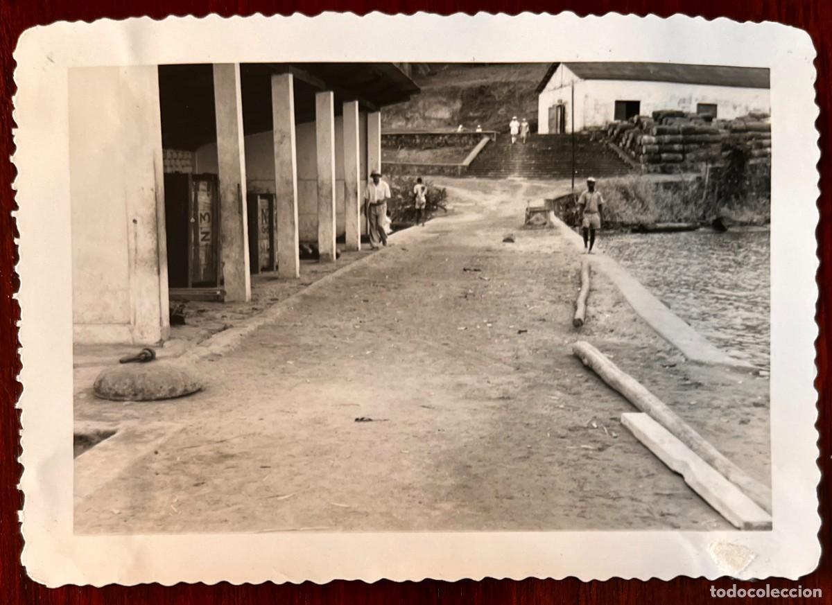 Postales: ANTIGUA FOTOGRAFIA DE GUINEA ECUATORIAL ESPA&Ntilde;OLA, a&ntilde;os 50-60. Mide 11,7 x 8,2 cms.