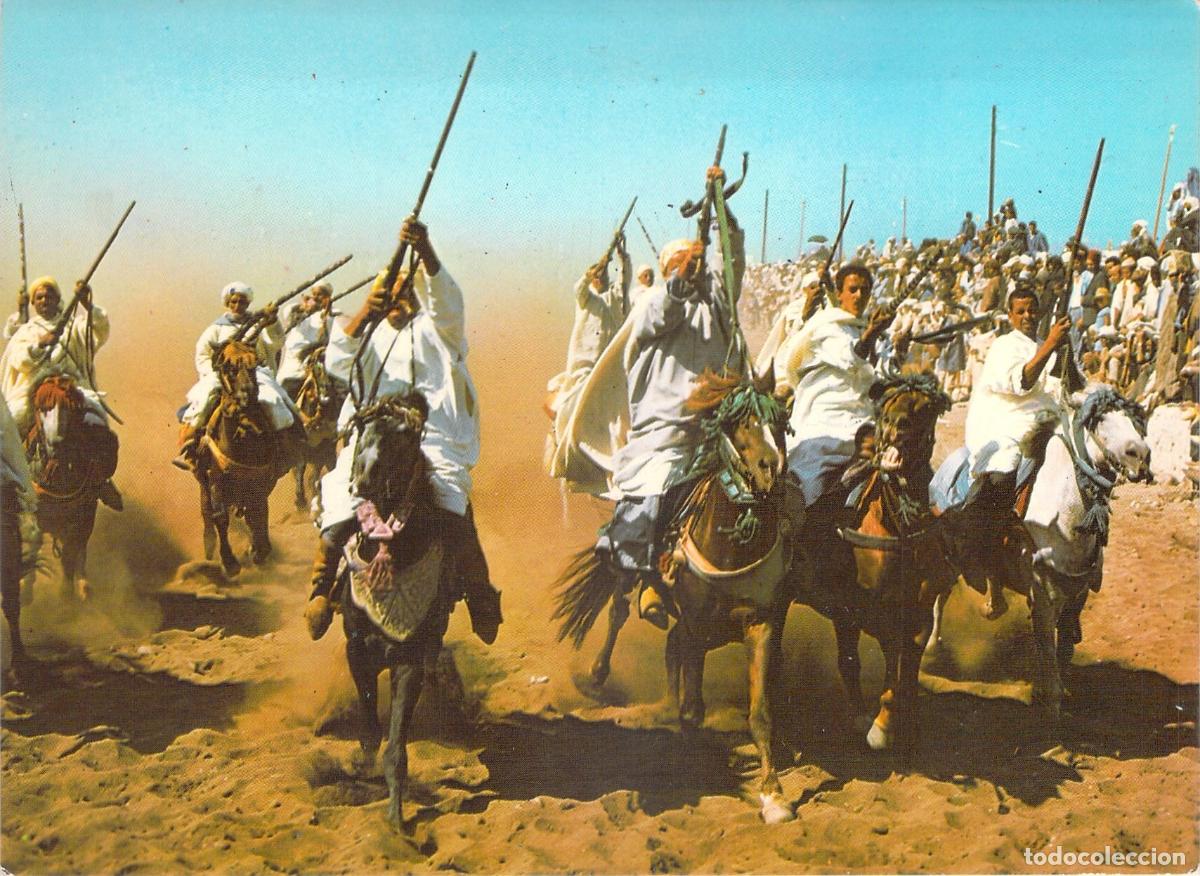 Postales: Postal de Fantas&iacute;a, escena tradicional de jinetes en Marruecos