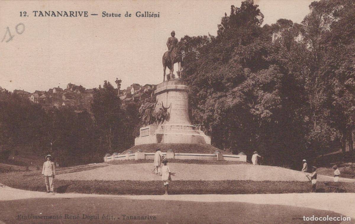 Postales: Madagascar Antananarivo Statue &Eacute;questre G&eacute;n&eacute;ral Galli&eacute;ni Monument *YAD015