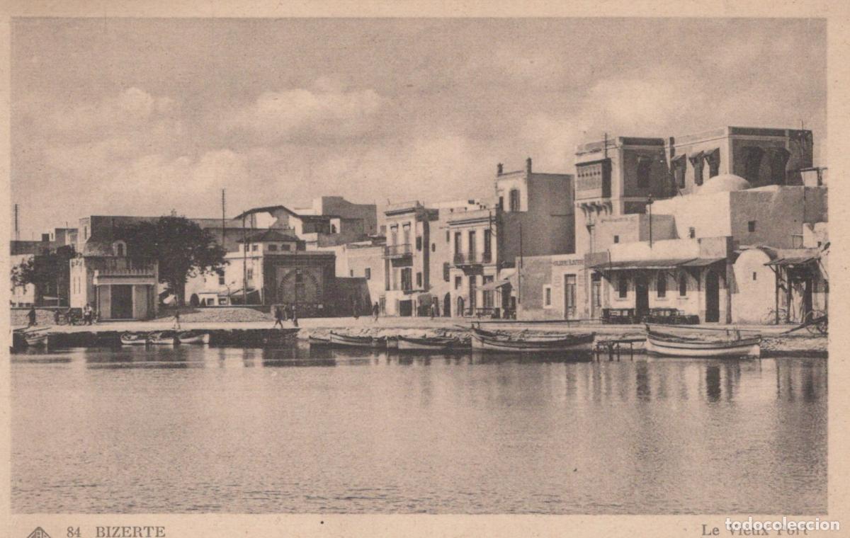 Cartes Postales: Tunisia Bizerte Old Port Waterfront View Local Architecture Boats *YAG736