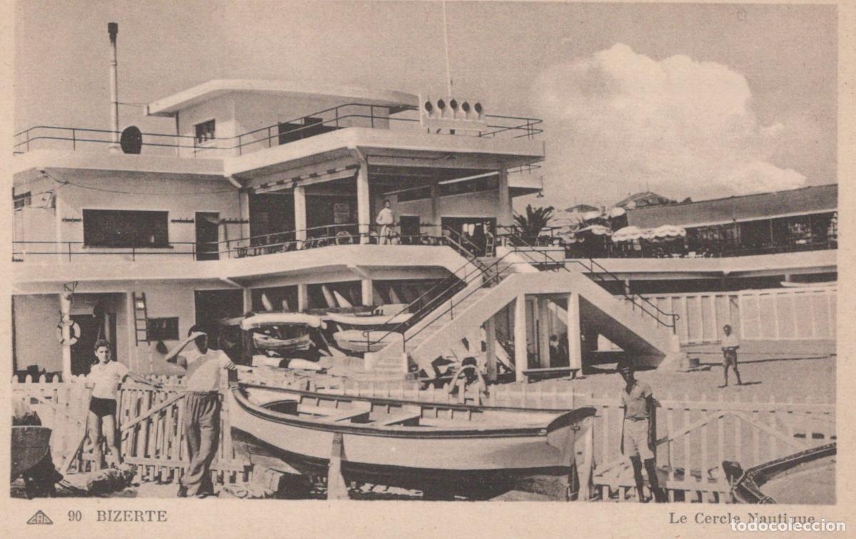 Cartes Postales: Bizerte Tunisia, Le Cercle Nautique, Modern Building with Boats and *YAG790
