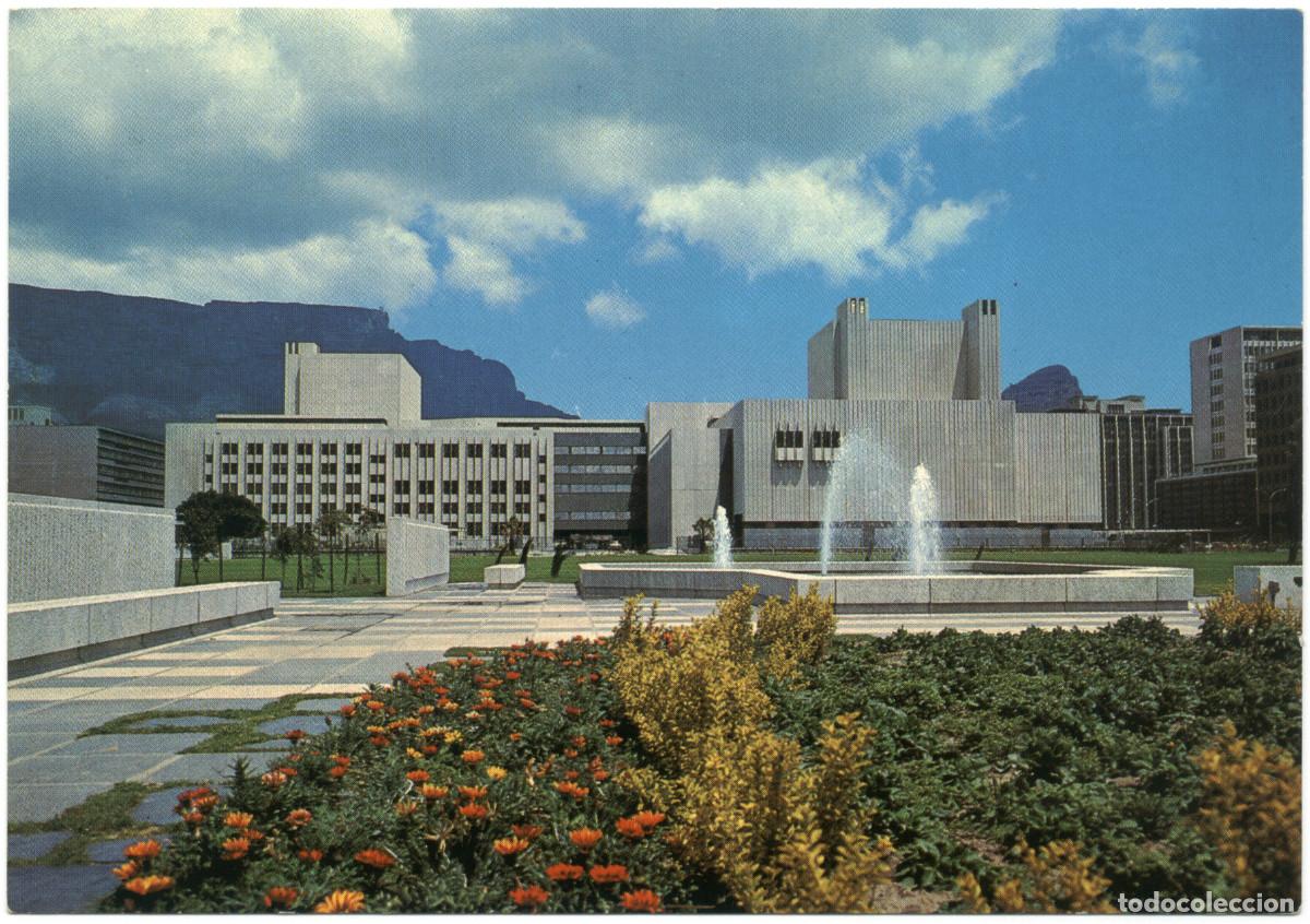 Postales: CAPE TOWN_Nico Malan_Kopiereg & ABC Press. Photo Johan Duiplessis / Teatros &Aacute;frica