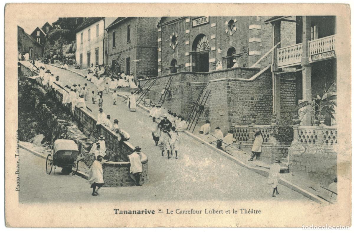 Postales: TANANARIVE (Antananarivo)_Le Carrefour Lubert et le Th&eacute;&acirc;tre_Bazar / Teatros &Aacute;frica