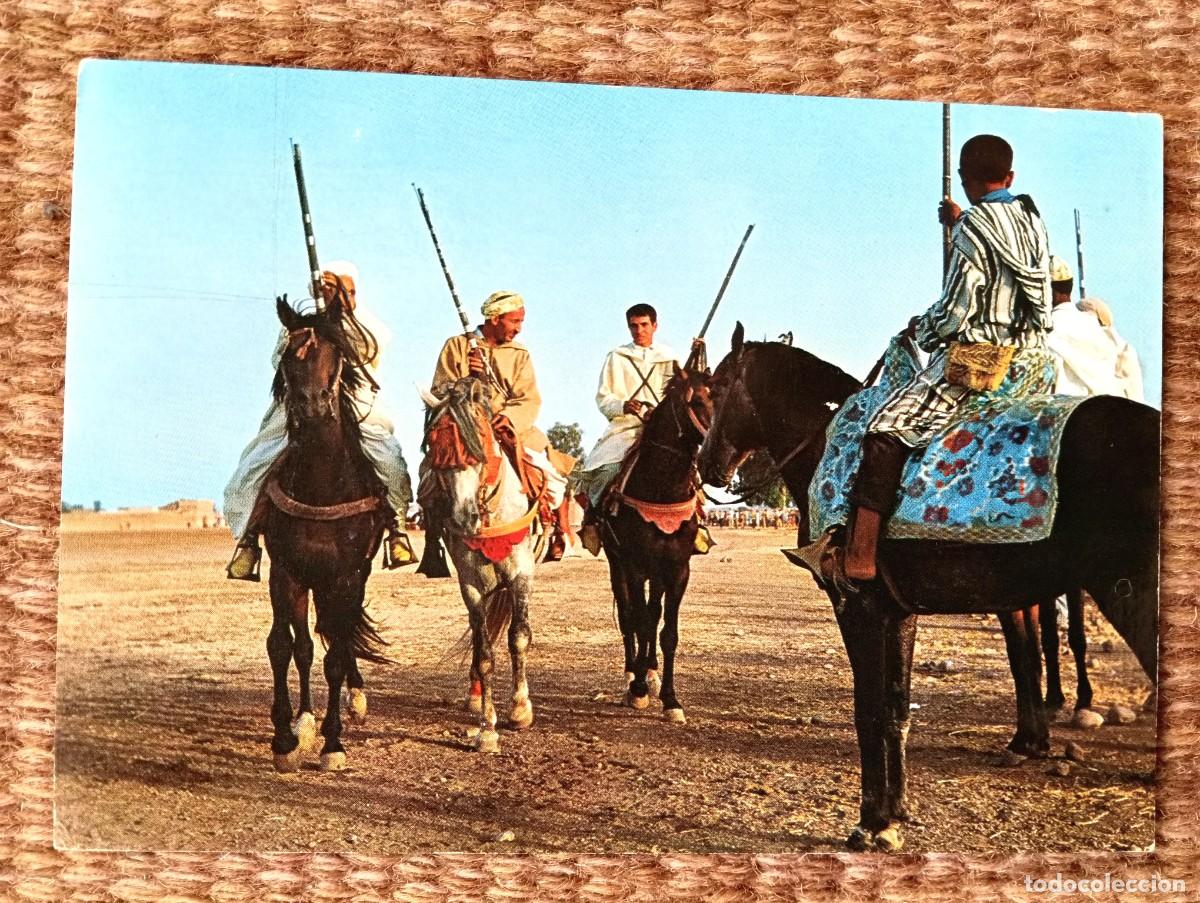 Postales: MARRUECOS - JINETES MARROQUIS - LA FANTASIA - ED. ITACOLOR