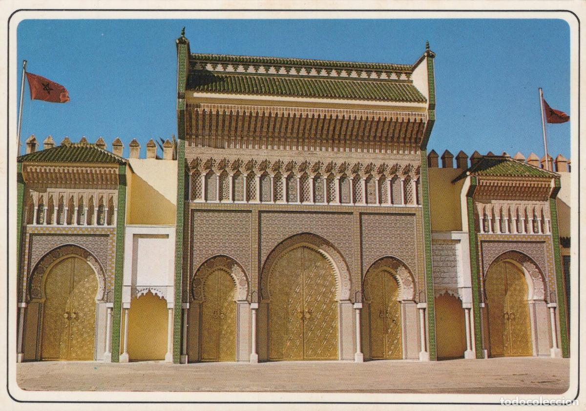 Postales: Morocco Fes Royal Palace Gate Ornate Golden Doors Moroccan Flags *YAR008