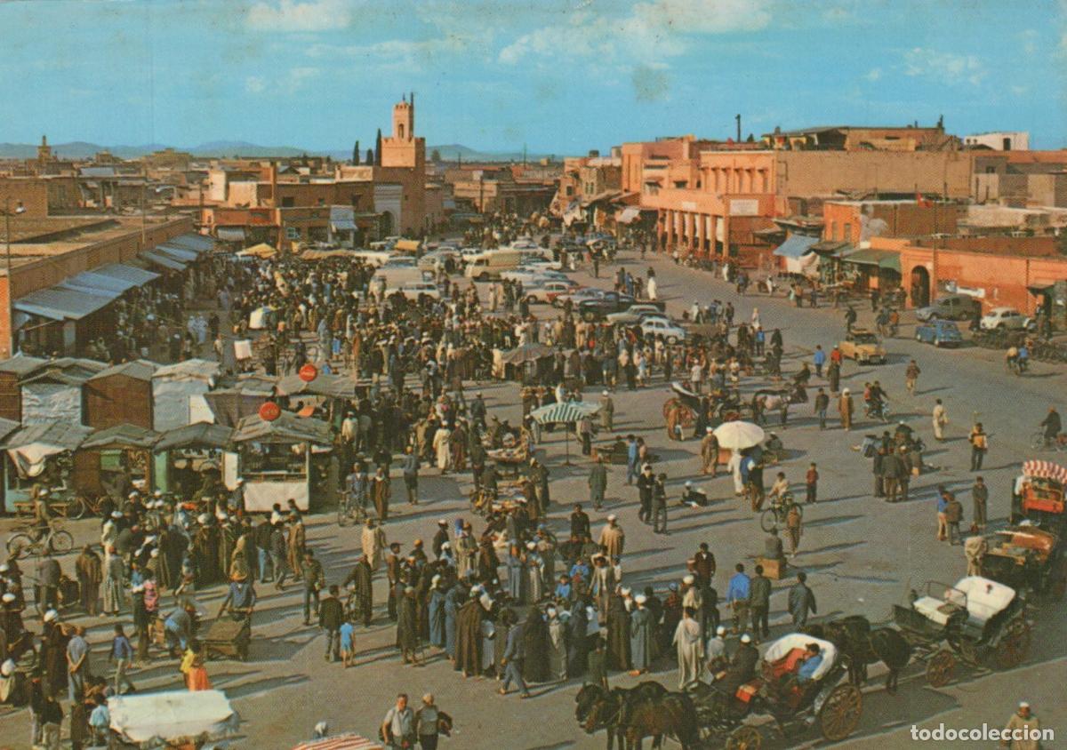 Postales: Morocco Marrakech Djemaa El Fna Square Busy Market Scene People *YAR815