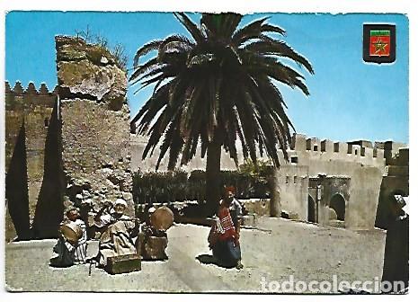 Postales: ENCANTADOR DE SERPIENTES.- TANGER / MARRUECOS