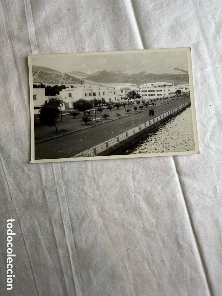 Postales: Nador &ndash; Paseo mar&iacute;timo y avenida junto al mar &ndash; Fotograf&iacute;a 1965