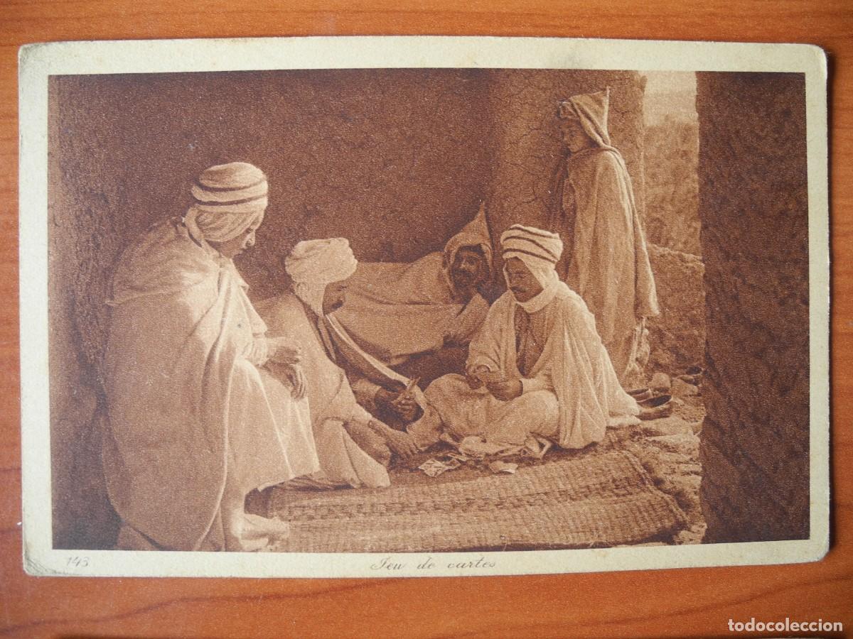 Postales: Postal Jugando a las cartas en el desierto L&L 143