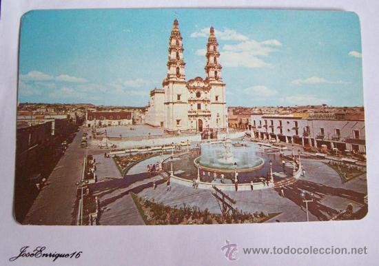 Postais: BASILICA Y JARDIN DE LA PLAZ CIVICA, RITA PEREZ MORENO. MEXICO