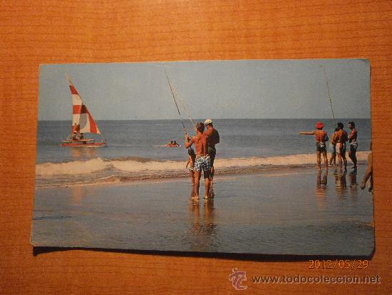 Cartes Postales: POSTAL PINAMAR VELERITO FRENTE A LA PLAYA ESCRITA