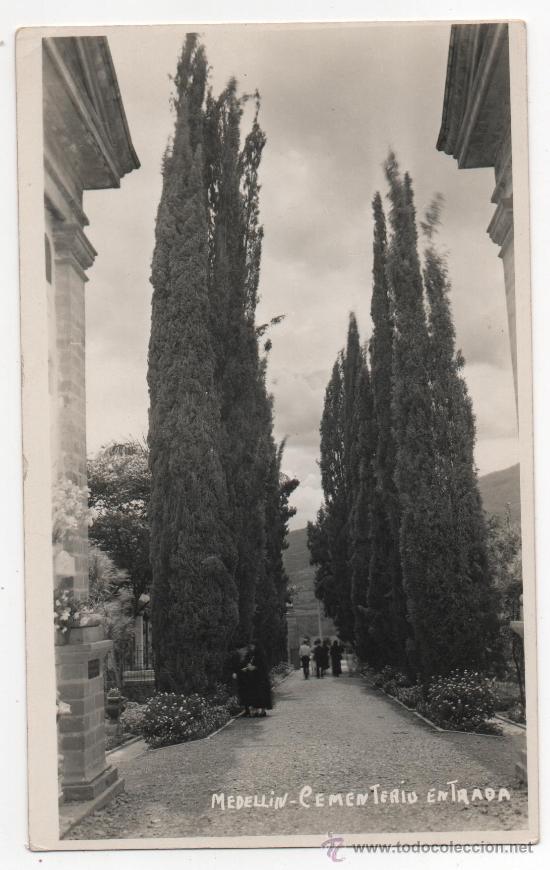 Postkarten: POSTAL FOTOGRAFICA, MEDELLIN, ENTRADA AL CEMENTERIO
