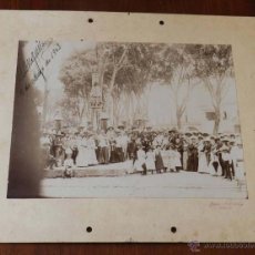 Postales: ANTIGUA FOTOGRAFIA ALBUMINA DE MEXICO 1903 DIA 5 DE MAYO DE 1903 FIESTA CONCENTRACION EN PLAZO CON U. Lote 38284135