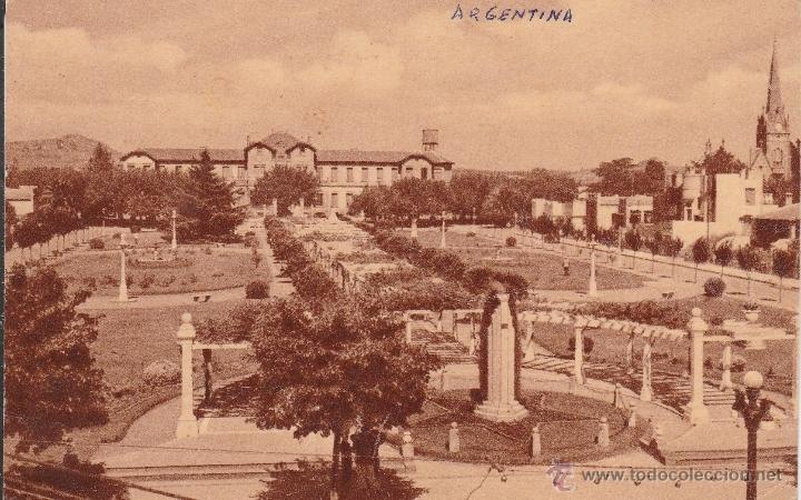 Postcards: N&ordm; 24352 POSTAL ARGENTINA PLAZA JOSE E URIBURU TANDIL