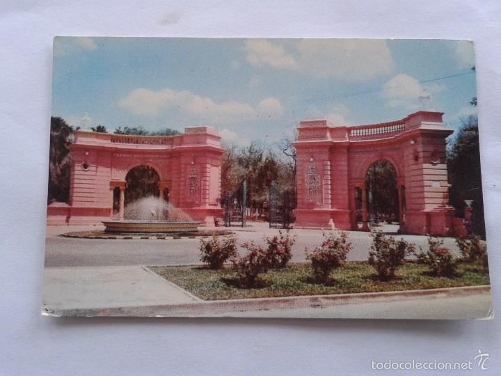 Cartes Postales: POSTAL -- ENTRADA DEL PARQUE CENTENARIO - MERIDA - YUCATAN -- MEXICO -- USADA --