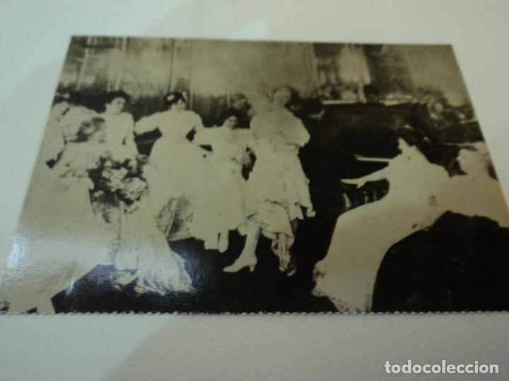 Postales: chicas bailan al ritmo de jazz in the mirror ballroom courtesy the louisiana state museum